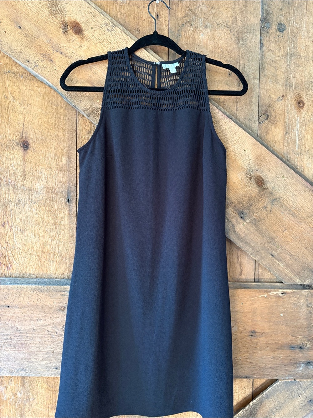 Collective Concepts Black Sleeveless Shift Dress Crochet Yoke Women Small DR391